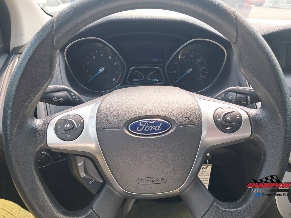 Used 2014 Ford Focus SE FWD image 22