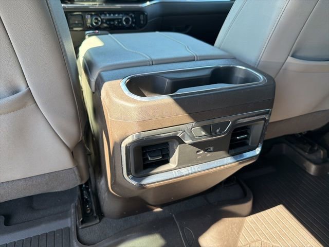 Used 2025 Chevrolet Silverado 1500 LTZ image 28