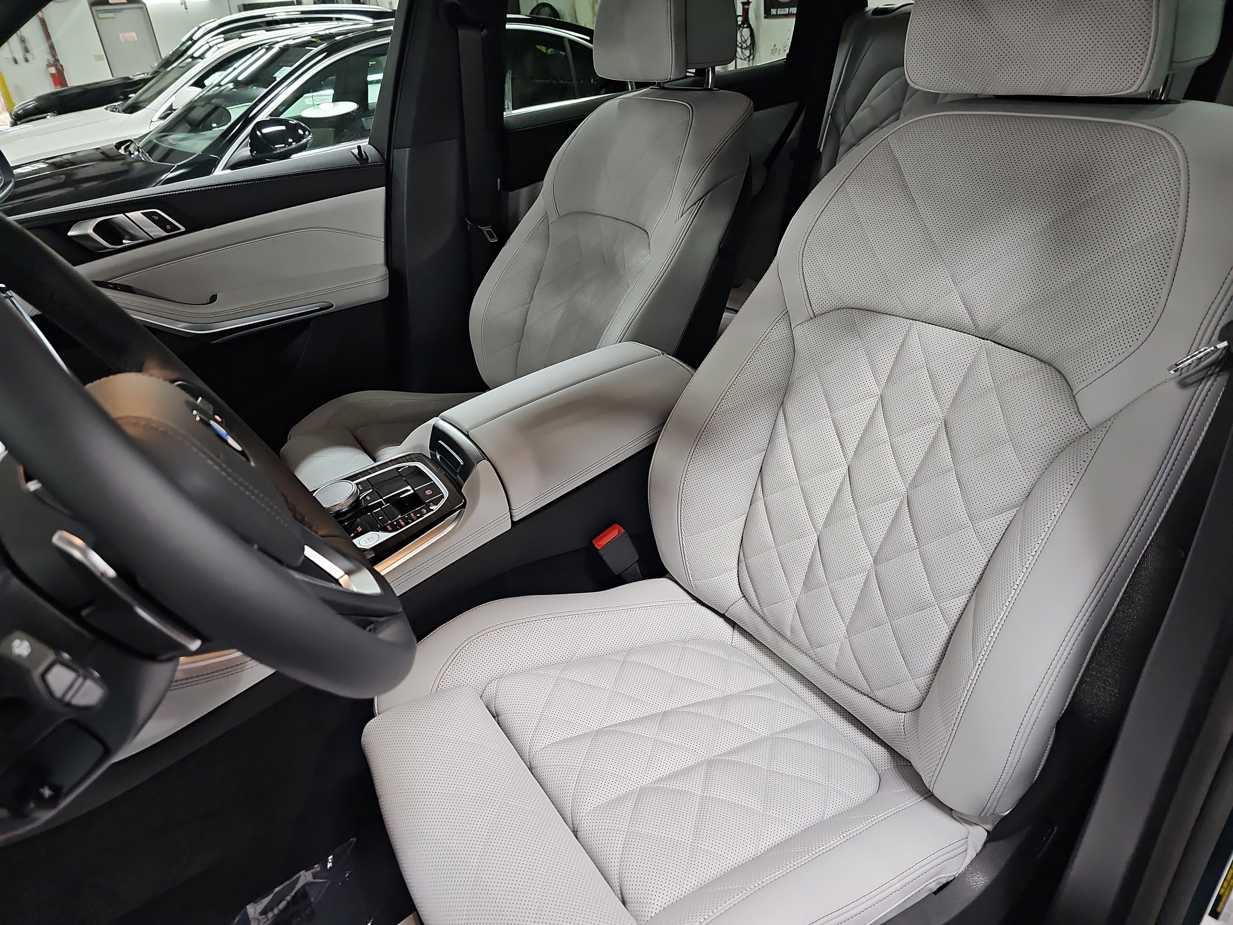 New 2026 BMW X5 xDrive40i w/ Climate Comfort Package image 15