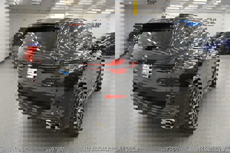 Used 2024 BMW X5 xDrive40i w/ M Sport Package image 9