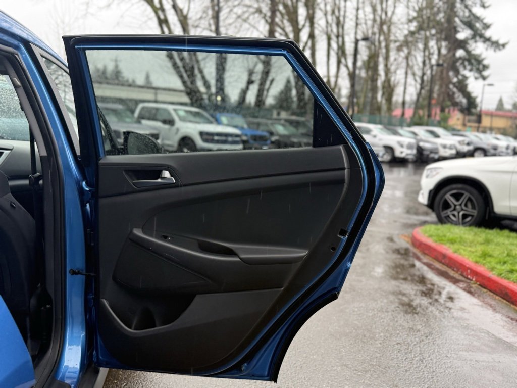 Used 2016 Hyundai Tucson SE w/ Option Group 02 image 18