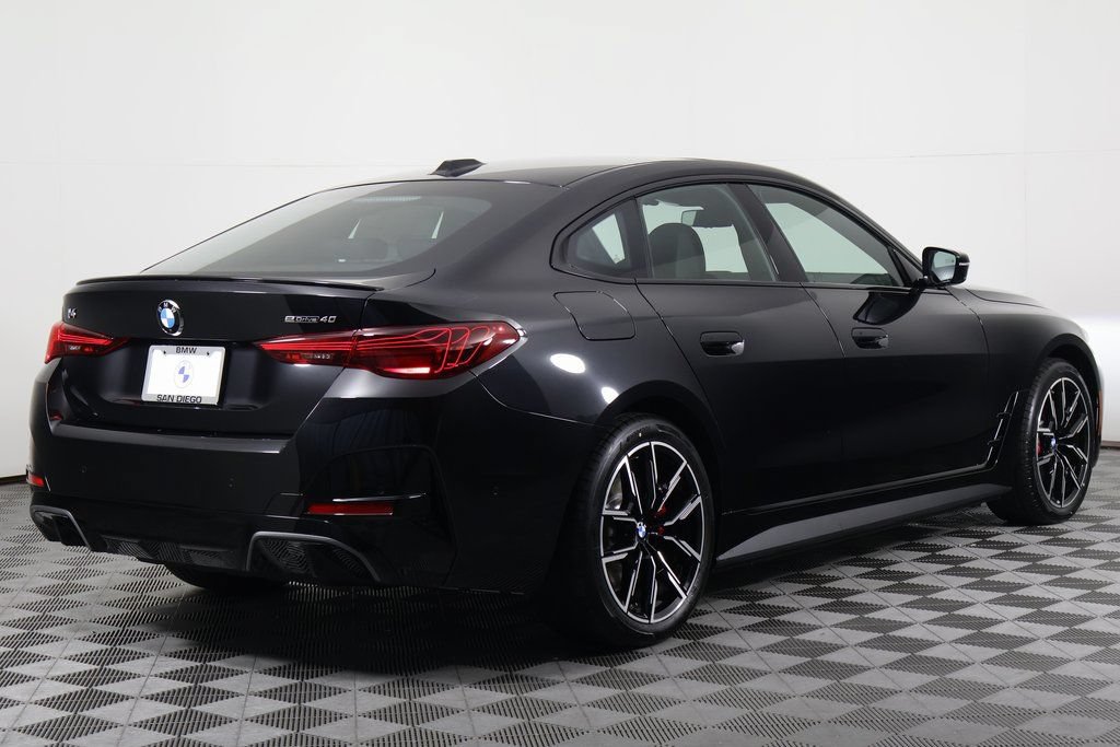 New 2026 BMW i4 eDrive40 w/ M Sport Package RWD image 2