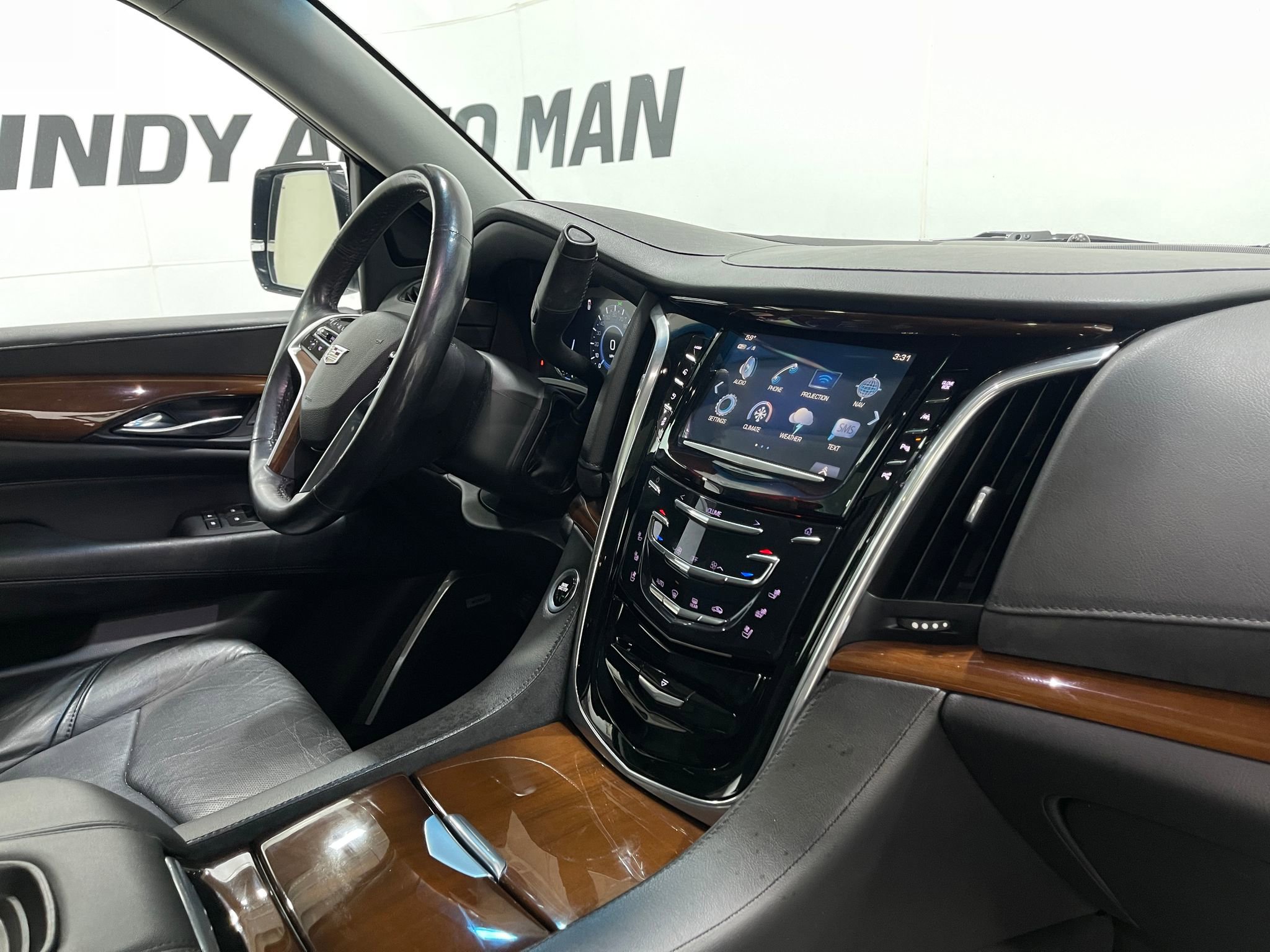 Used 2018 Cadillac Escalade Luxury w/ LPO, Radiant Package image 15