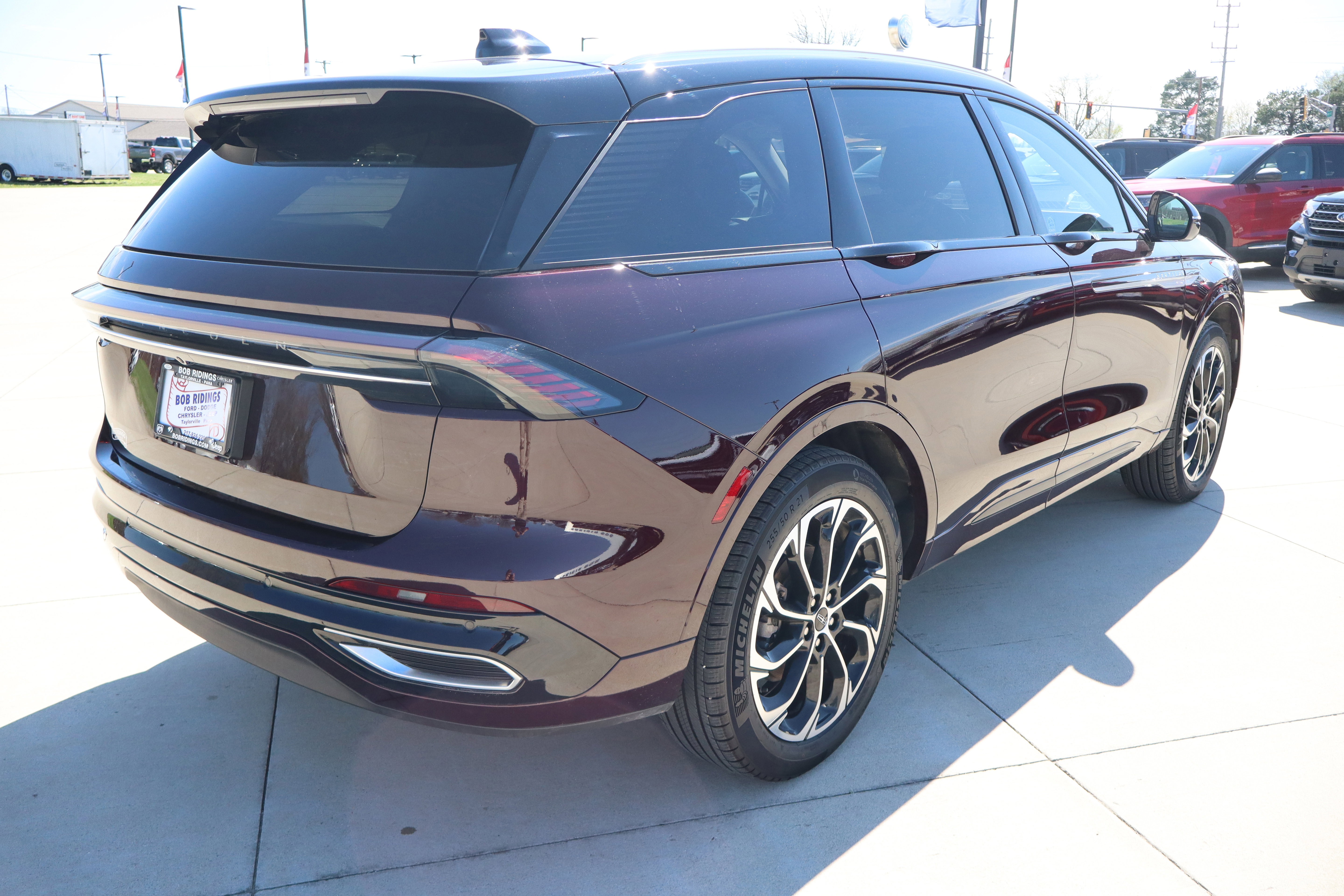 Used 2025 Lincoln Nautilus Reserve AWD/4WD image 5