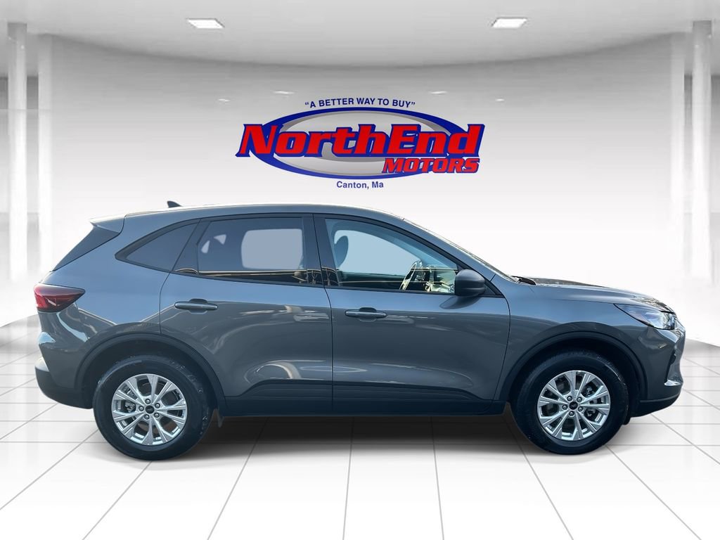Used 2025 Ford Escape Active image 2