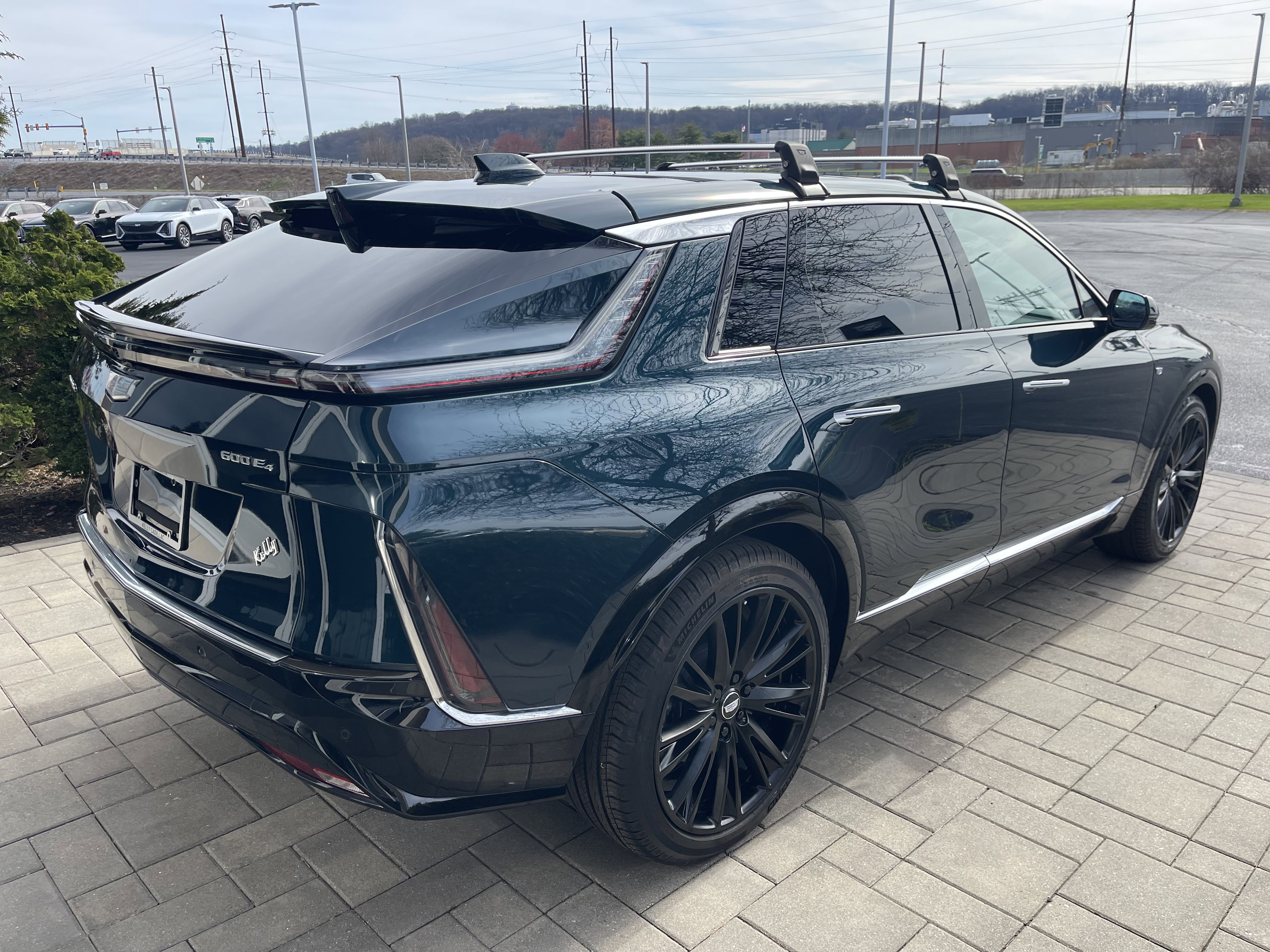 Used 2025 Cadillac Lyriq Luxury image 7