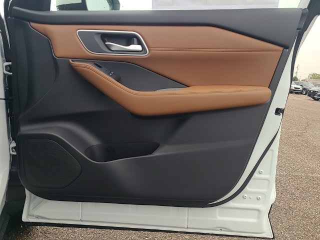 New 2026 Nissan Rogue Platinum AWD/4WD image 27