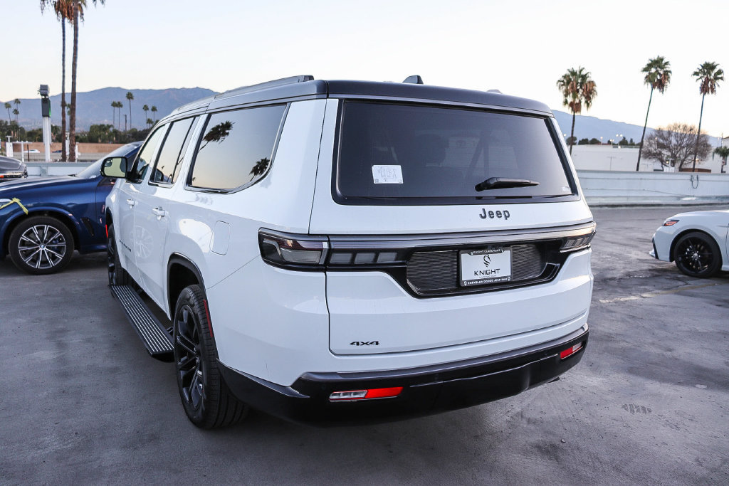New 2026 Jeep Grand Wagoneer L Summit AWD/4WD image 7