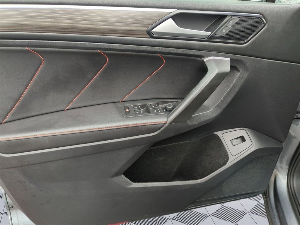 Used 2024 Volkswagen Tiguan Wolfsburg Edition image 10