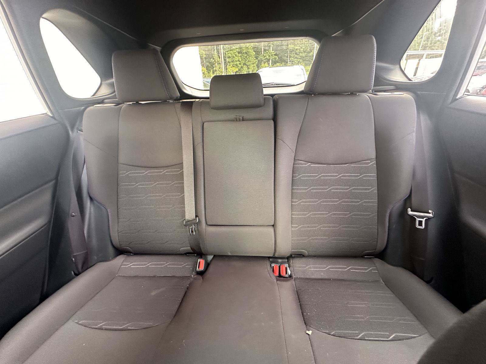 Used 2024 Toyota RAV4 SE w/ Convenience Package AWD/4WD image 12
