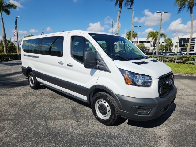 Used 2023 Ford Transit 350 XL image 2