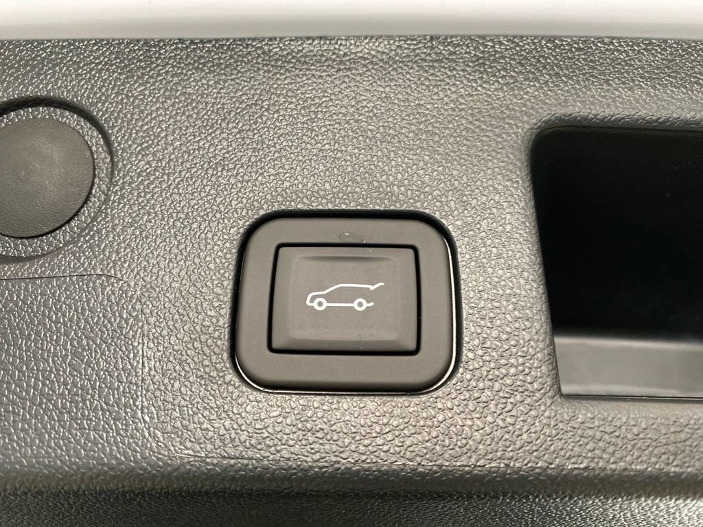 New 2027 Chevrolet Equinox ACTIV w/ Safety and Technology Package AWD/4WD image 20