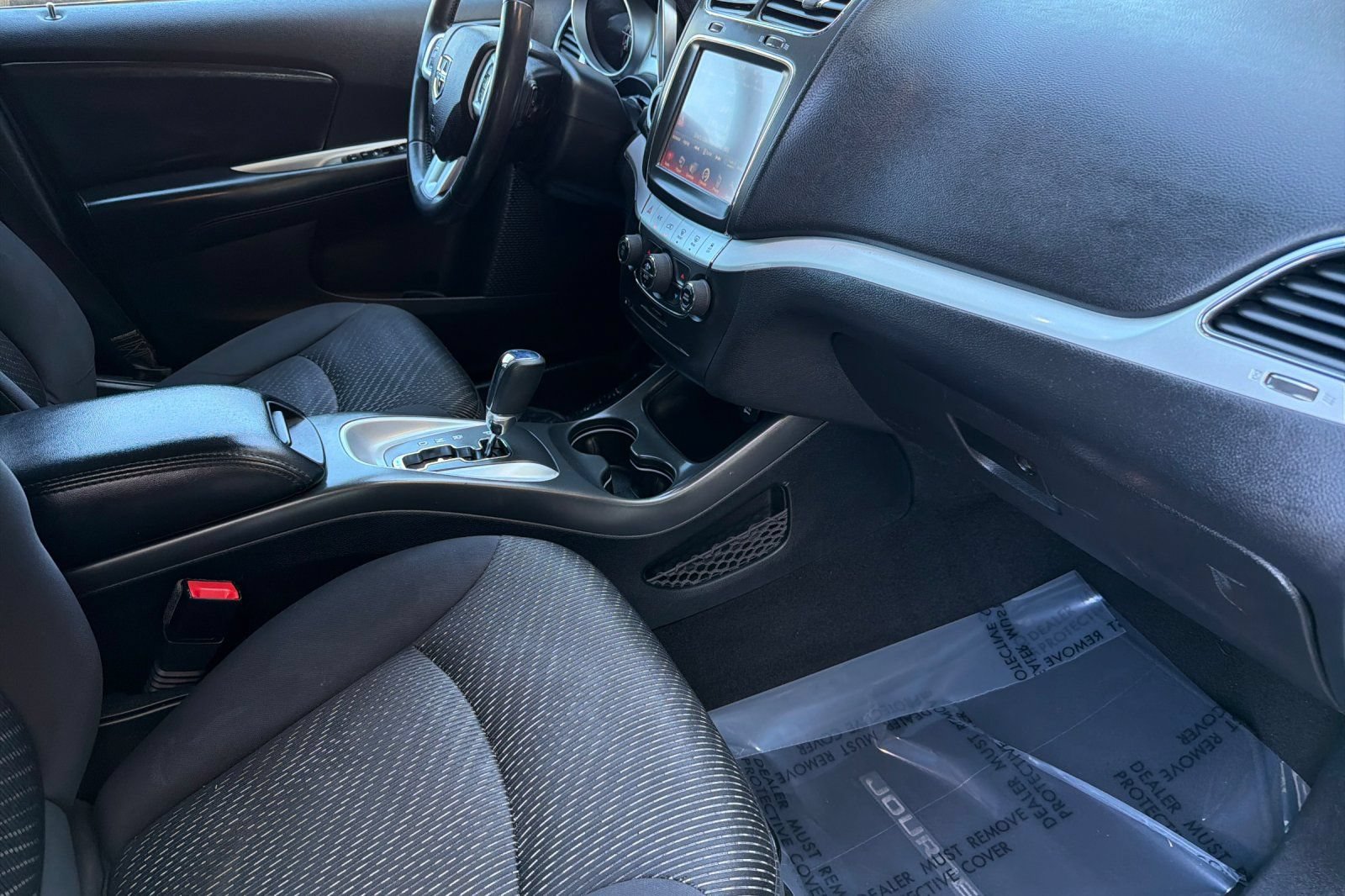Used 2013 Dodge Journey SXT w/ Flexible Seating Group FWD image 17