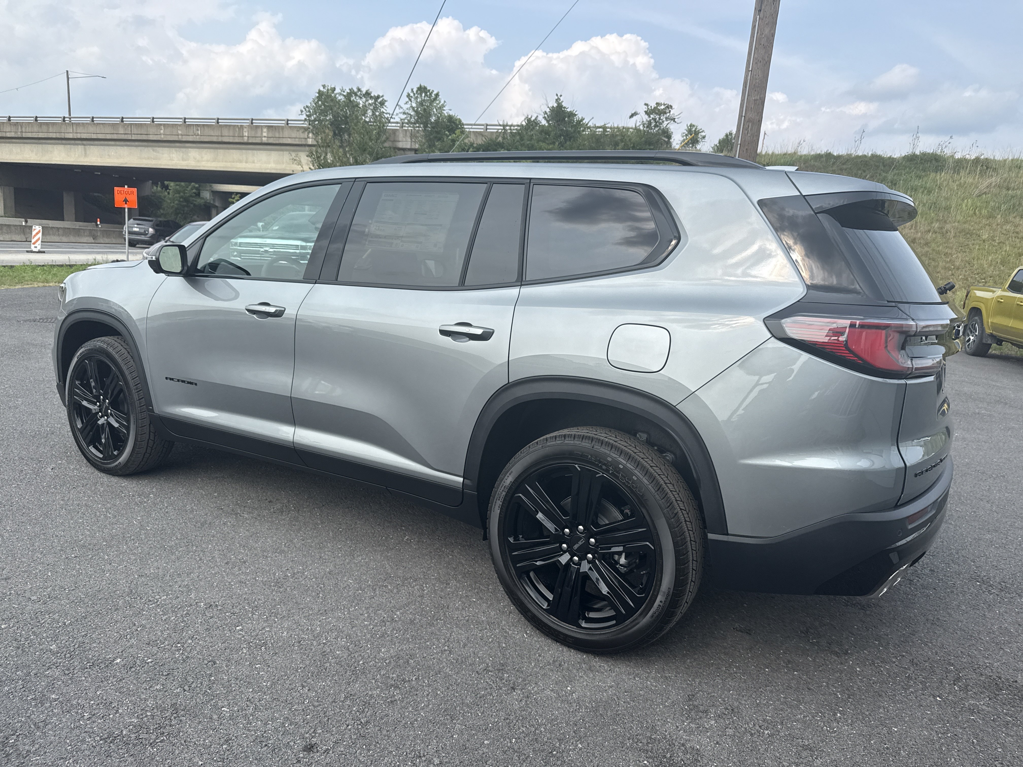 New 2027 GMC Acadia Elevation w/ Black Edition AWD/4WD image 6