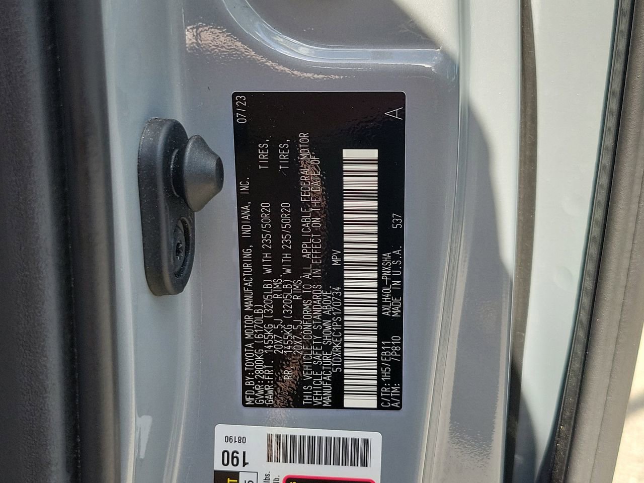 Used 2023 Toyota Sienna XSE FWD image 34