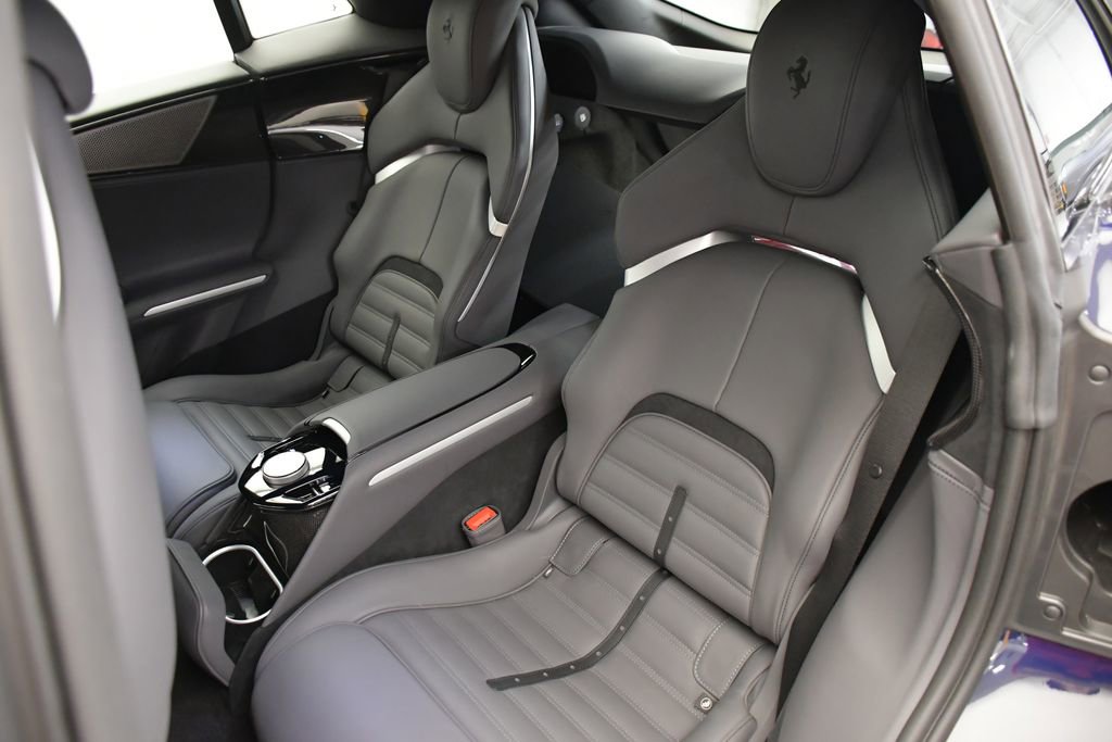 Used 2023 Ferrari Purosangue image 45
