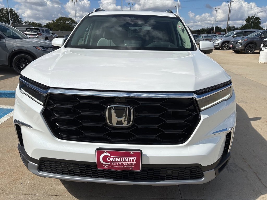 New 2025 Honda Pilot Elite image 8