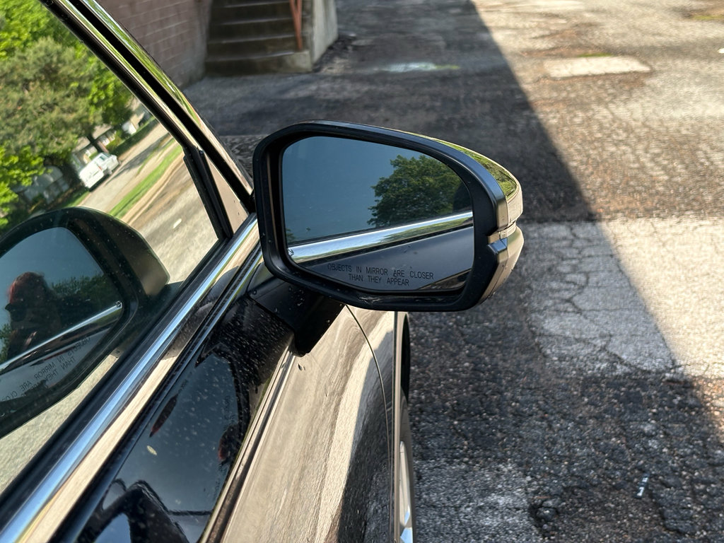 Used 2025 Honda CR-V LX image 29