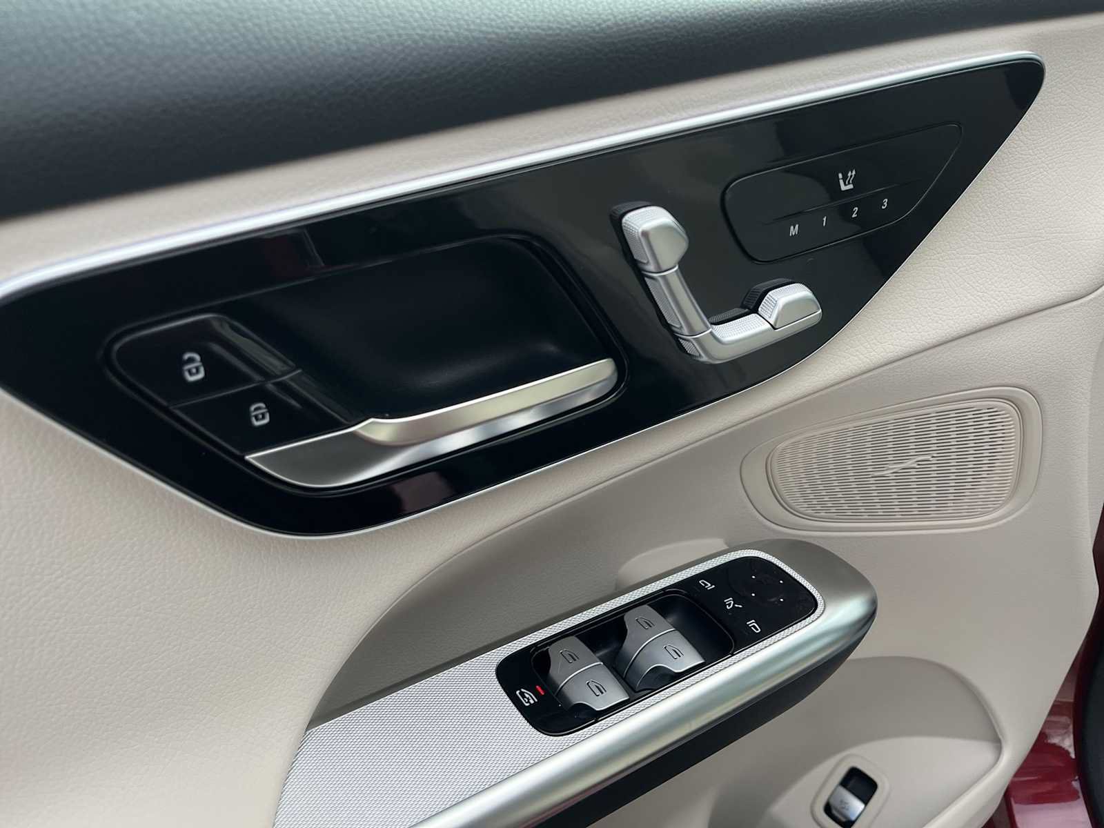 New 2026 Mercedes-Benz GLC 300 4MATIC image 23