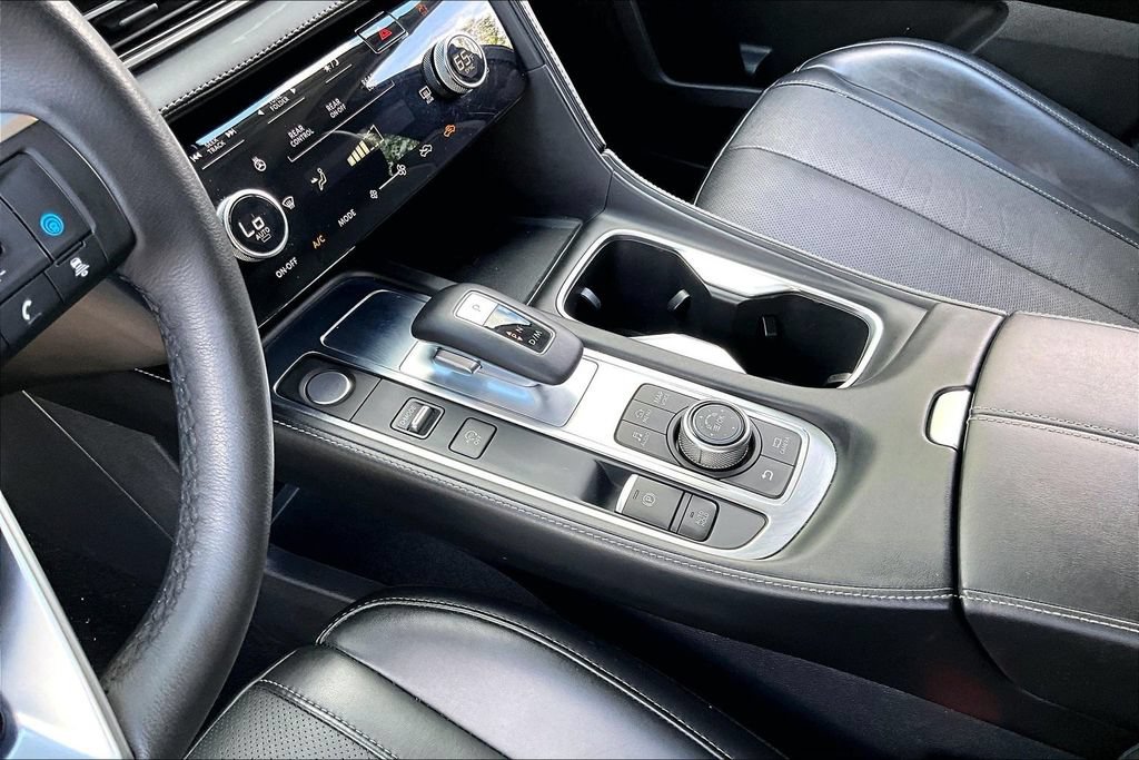 Used 2023 INFINITI QX60 Luxe w/ Performance Audio Package AWD/4WD image 16