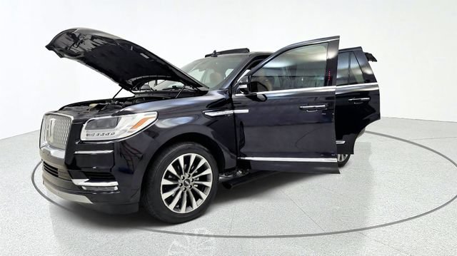 Used 2021 Lincoln Navigator Reserve AWD/4WD image 13