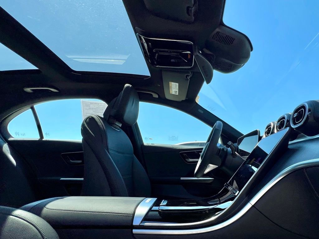 Certified 2026 Mercedes-Benz C 300 4MATIC Sedan image 17