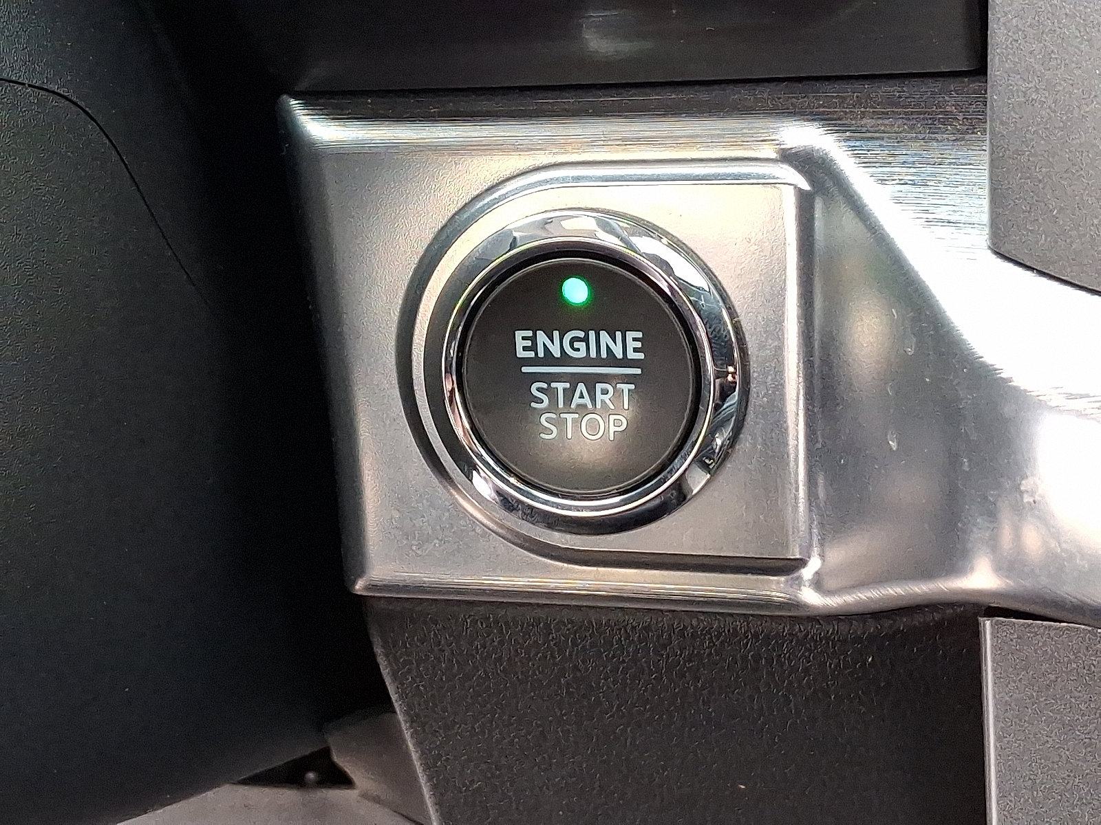 Certified 2022 Ford F150 Lariat w/ Equipment Group 502A High image 27