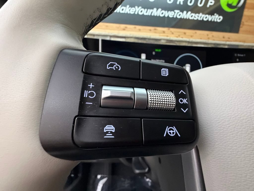 Used 2025 Hyundai Santa Fe Calligraphy AWD/4WD image 23