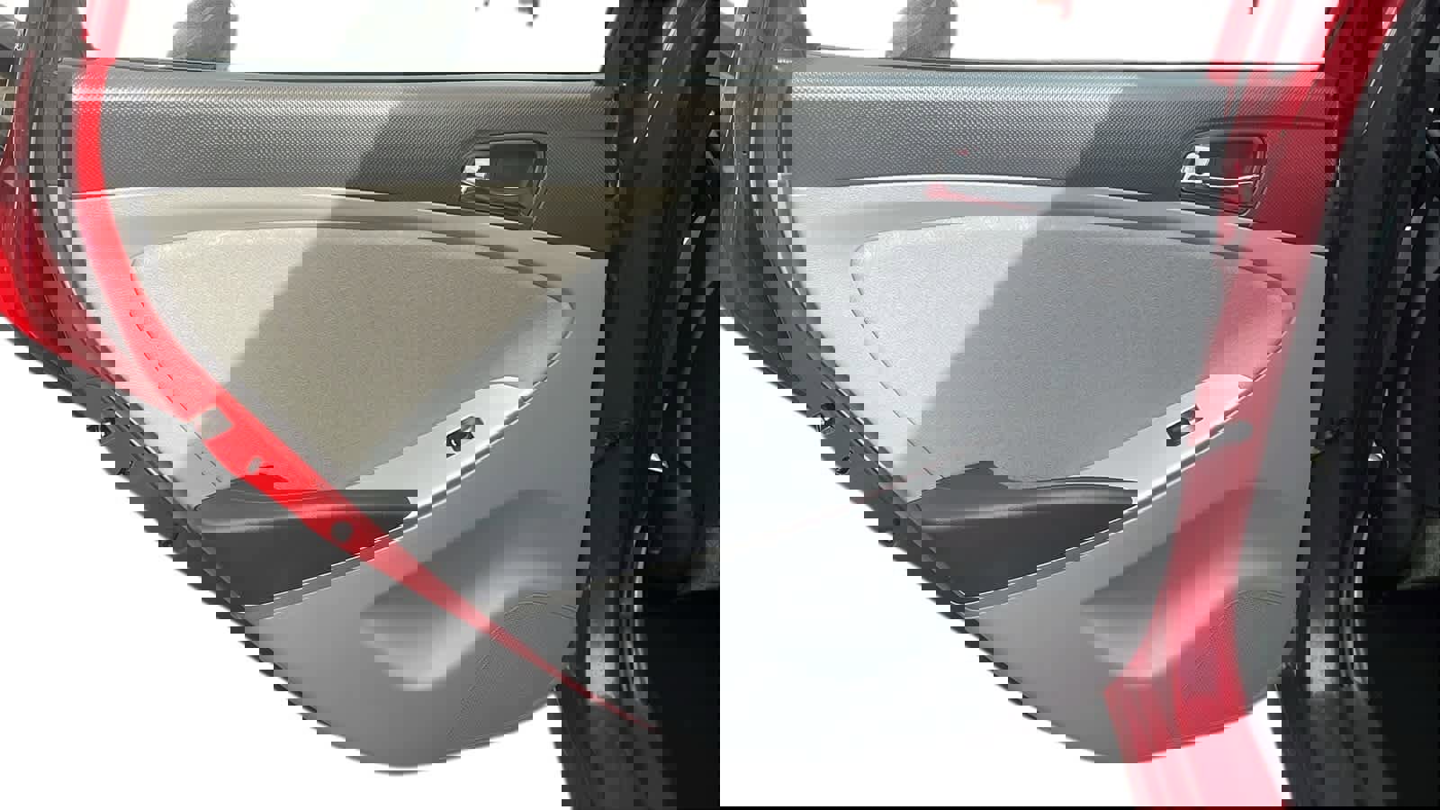 Used 2014 Hyundai Accent SE image 23