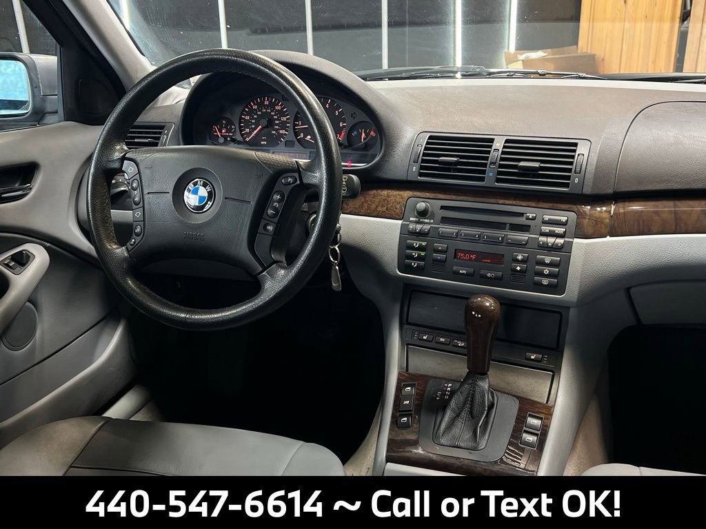 Used 2004 BMW 325xi Sedan image 22