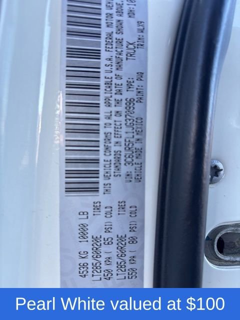 Used 2018 RAM 2500 Laramie w/ Sport Appearance Group image 27