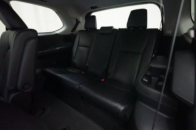 Used 2024 Toyota Grand Highlander Limited image 17