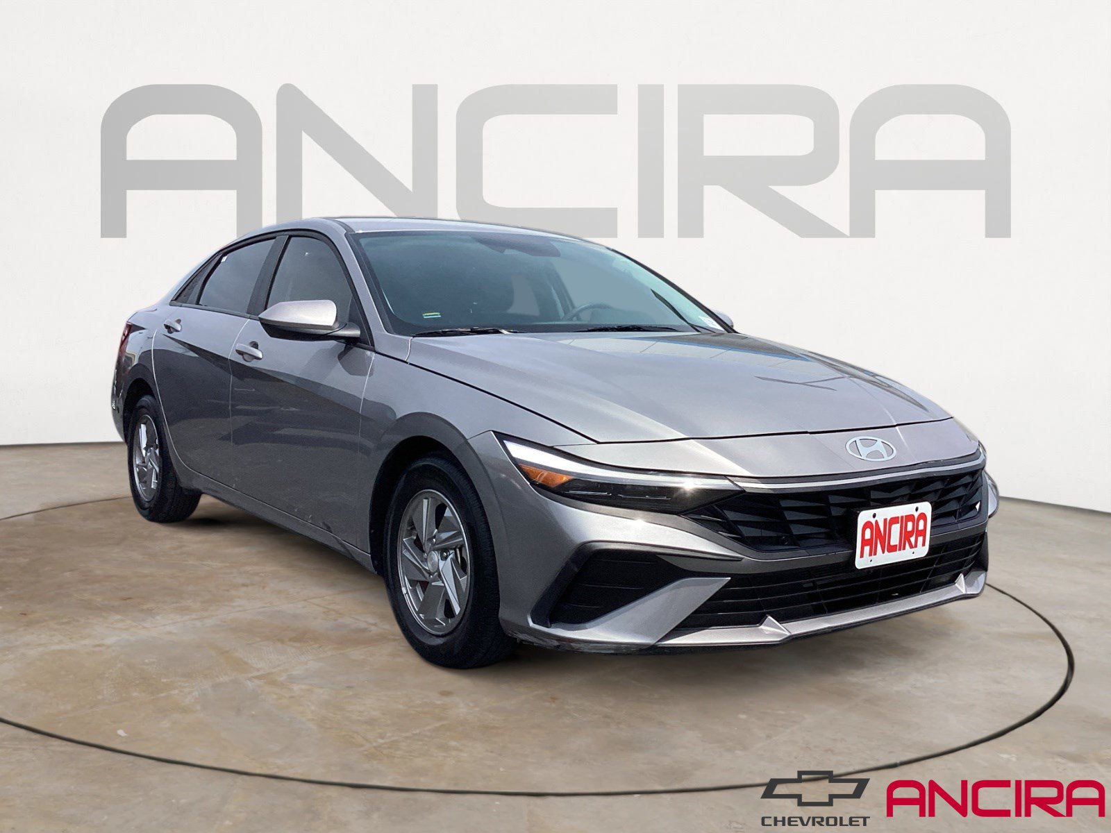 Used 2025 Hyundai Elantra SE w/ Cargo Package FWD image 1