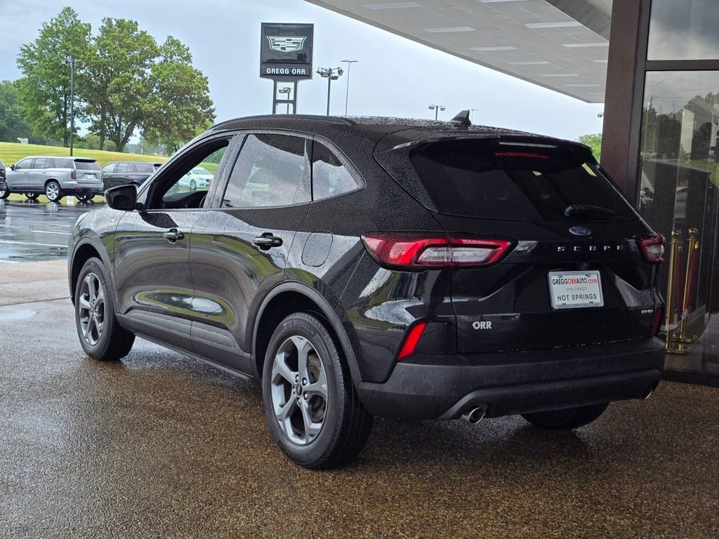 Used 2025 Ford Escape ST-Line AWD/4WD image 3