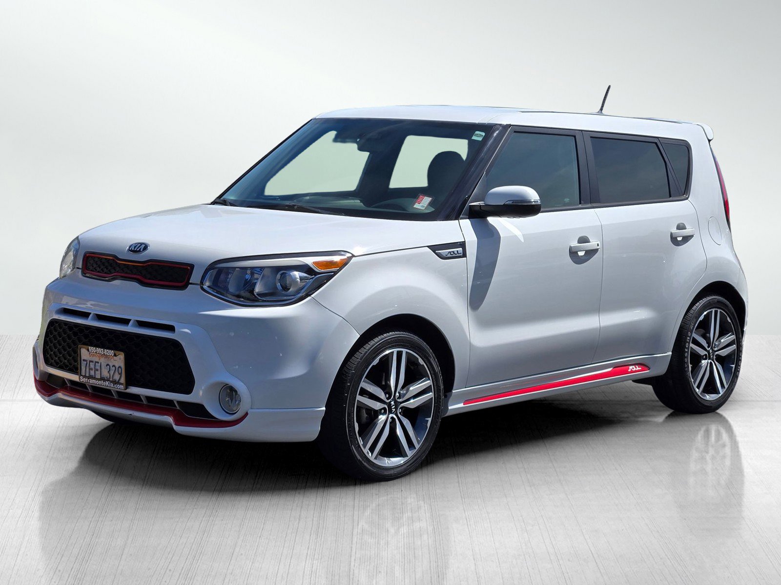 Used 2014 Kia Soul + image 8