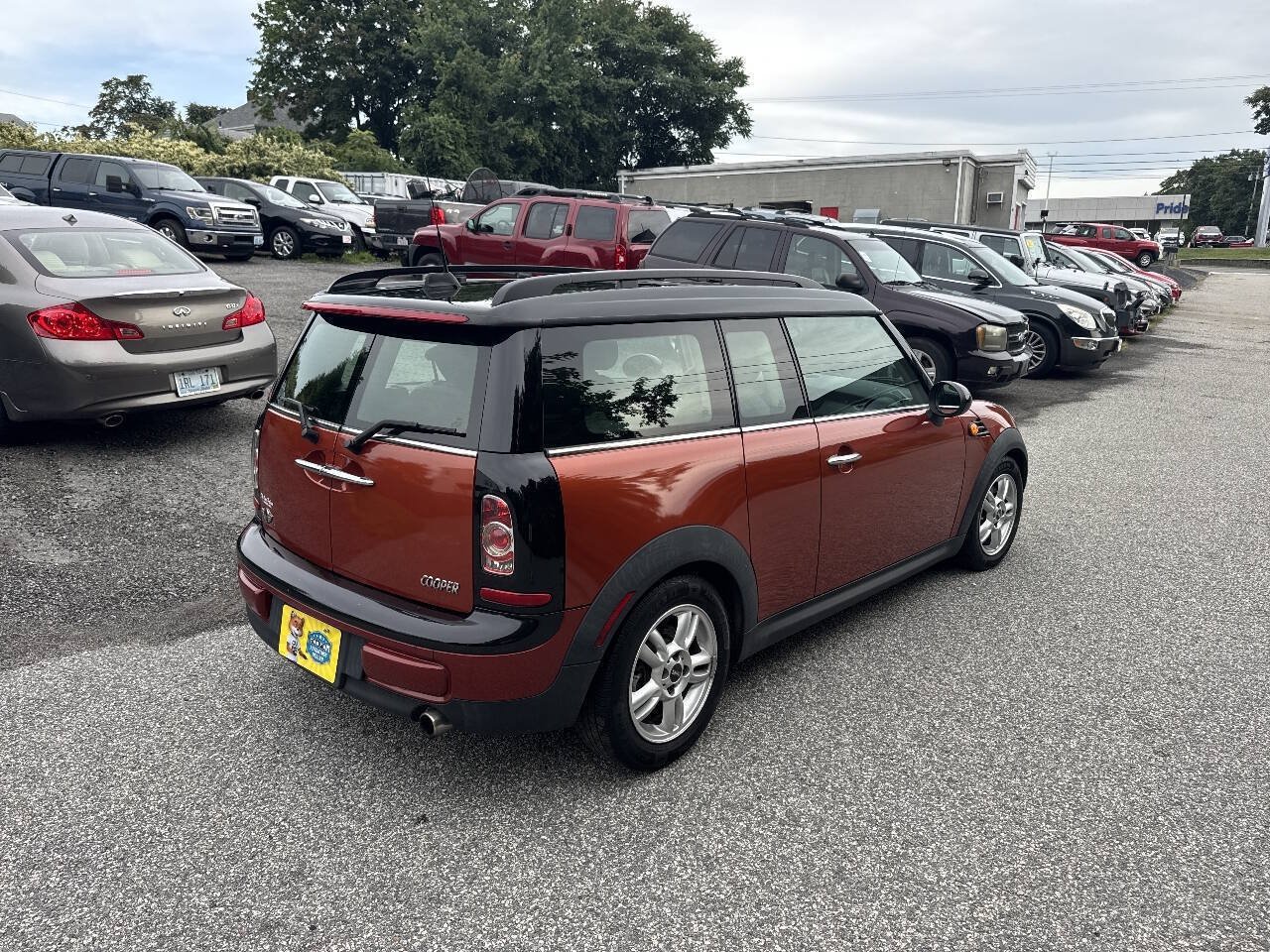 Used 2013 MINI Cooper Clubman FWD image 8