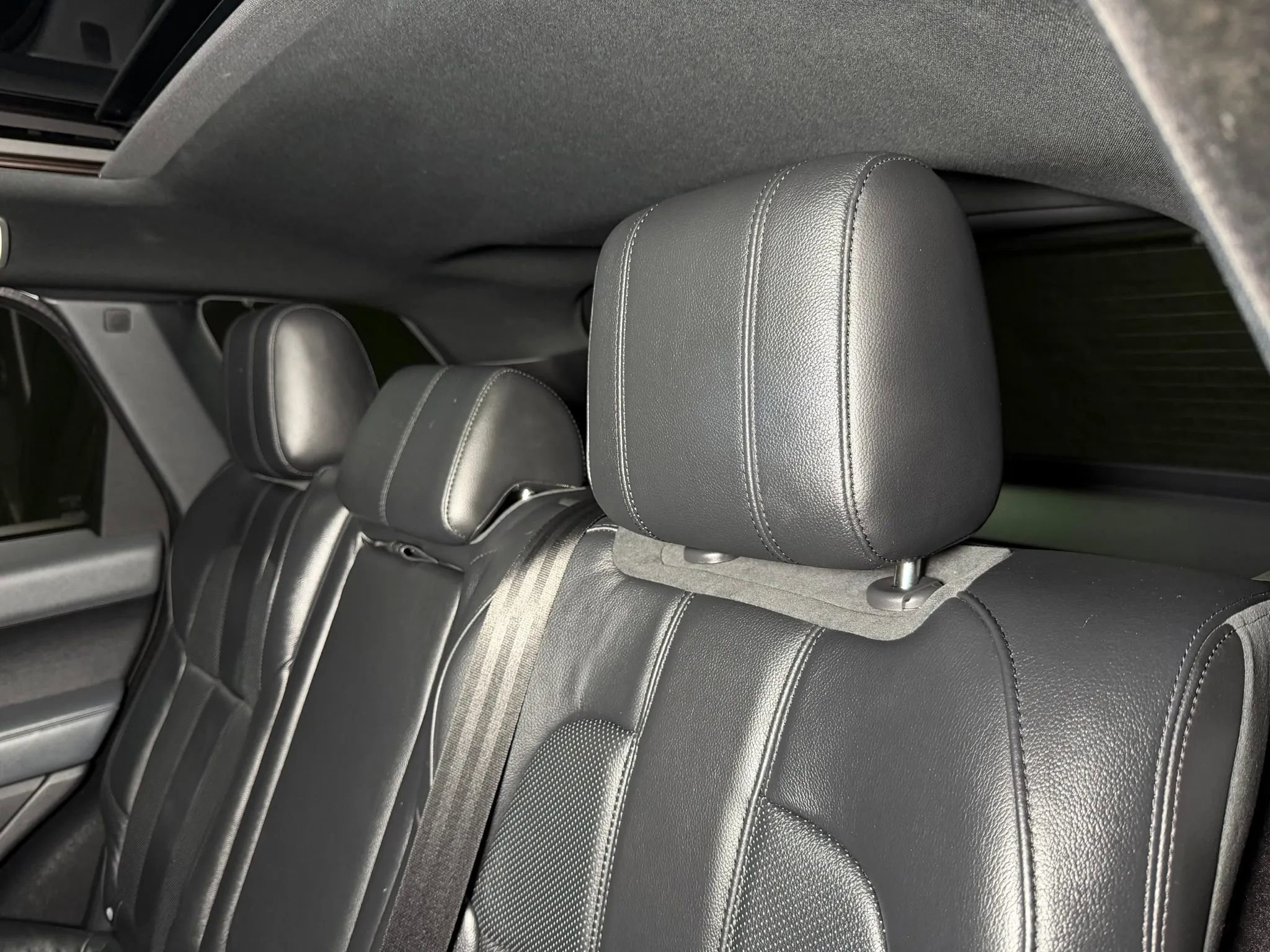 Used 2014 Land Rover Range Rover Sport SE image 30