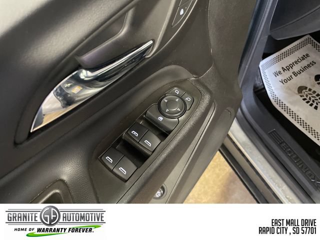 Used 2024 Chevrolet Equinox LT AWD/4WD image 12