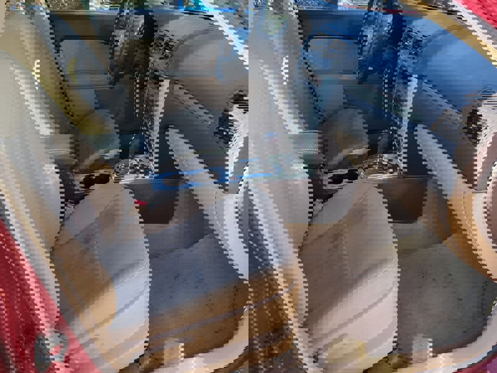 Used 2010 Mercury Milan image 23