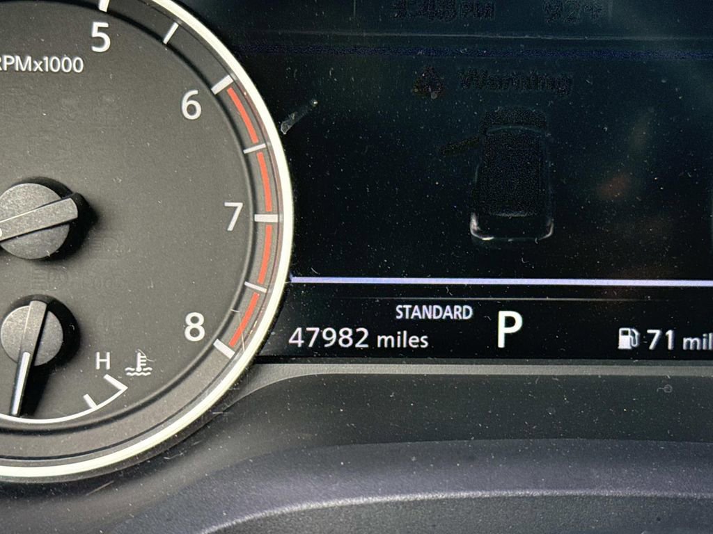 Used 2021 Nissan Rogue SV FWD image 39