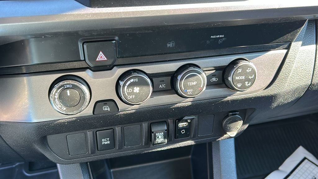 Used 2019 Toyota Tacoma SR5 image 15