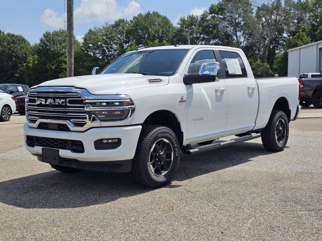 Used 2026 RAM 2500 Laramie AWD/4WD image 1