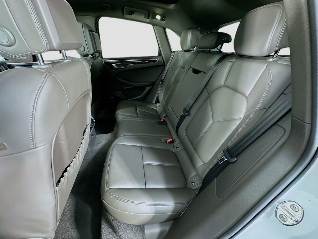 New 2025 Porsche Macan image 24