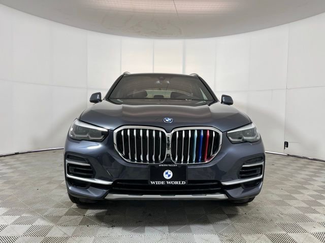 Used 2022 BMW X5 xDrive45e w/ Climate Comfort Package image 2