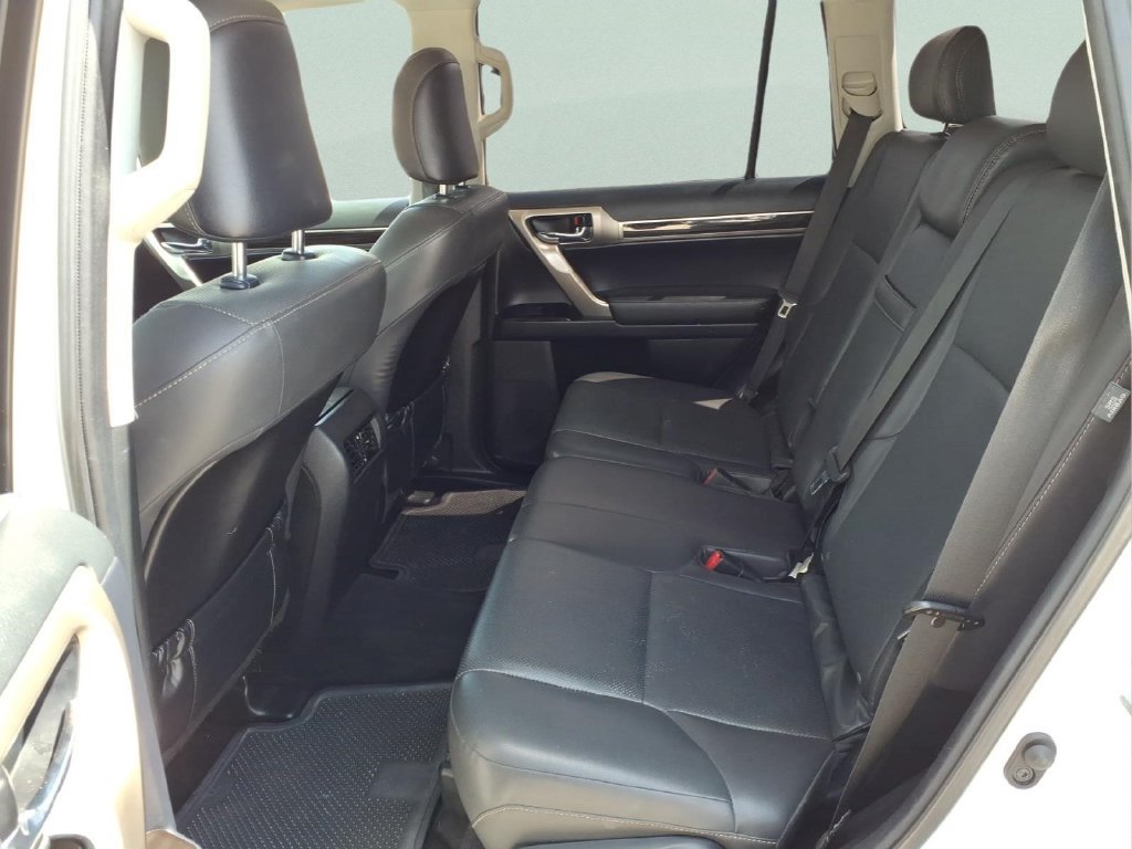 Used 2018 Lexus GX 460 w/ Navigation Package AWD/4WD image 15