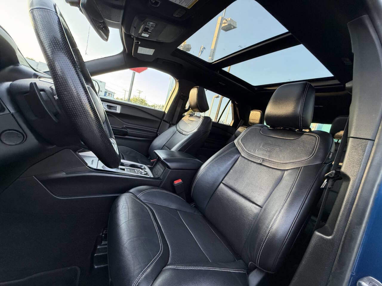 Used 2021 Ford Explorer ST w/ Equipment Group 401A image 12