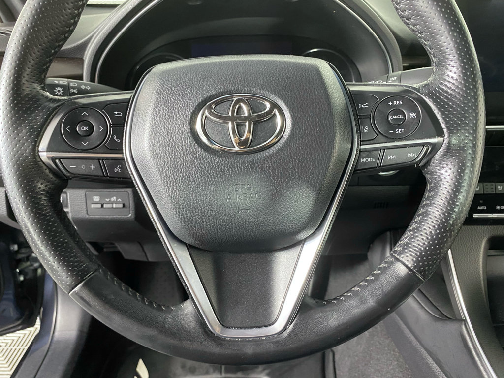 Used 2021 Toyota Avalon Limited w/ Advanced Safety Package FWD image 29