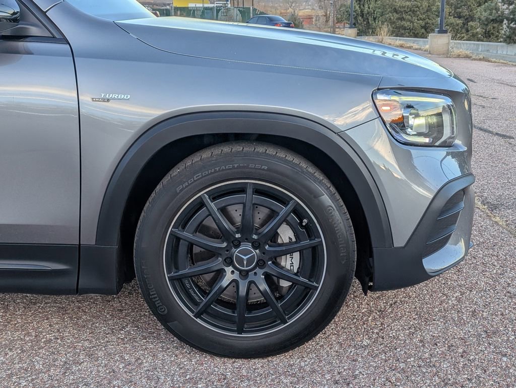 Certified 2022 Mercedes-Benz GLB 35 AMG 4MATIC image 9