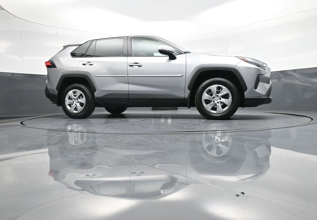 Certified 2023 Toyota RAV4 LE image 28