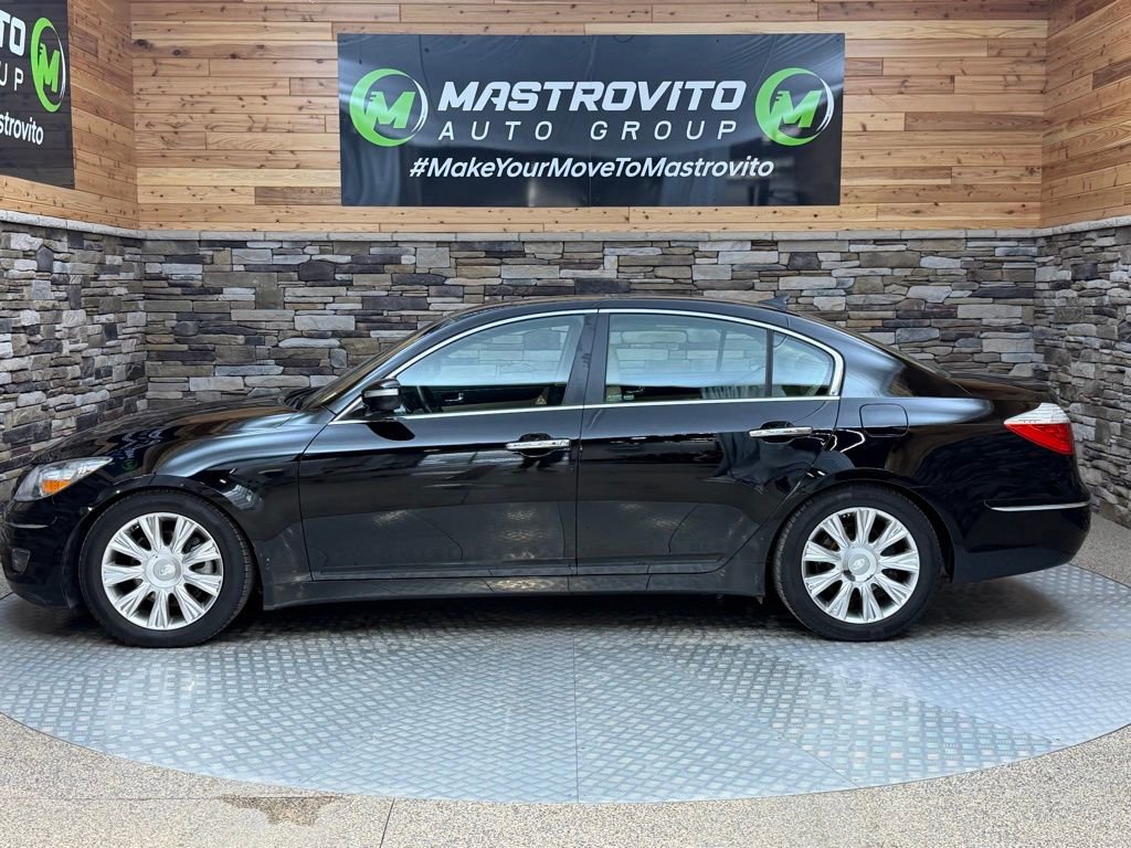 Used 2011 Hyundai Genesis 3.8 w/ Premium Navigation Pkg 3 RWD image 6